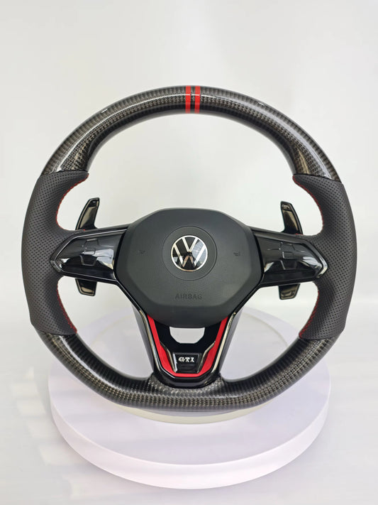 Volant VW – Golf 8 GTI – Carbone & cuir perforé