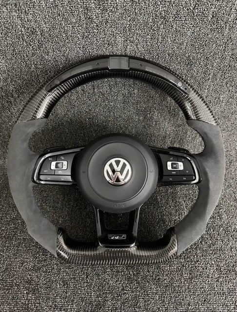 Volant Sport VW Golf 7R – Carbone & Alcantara avec LEDs intégrées